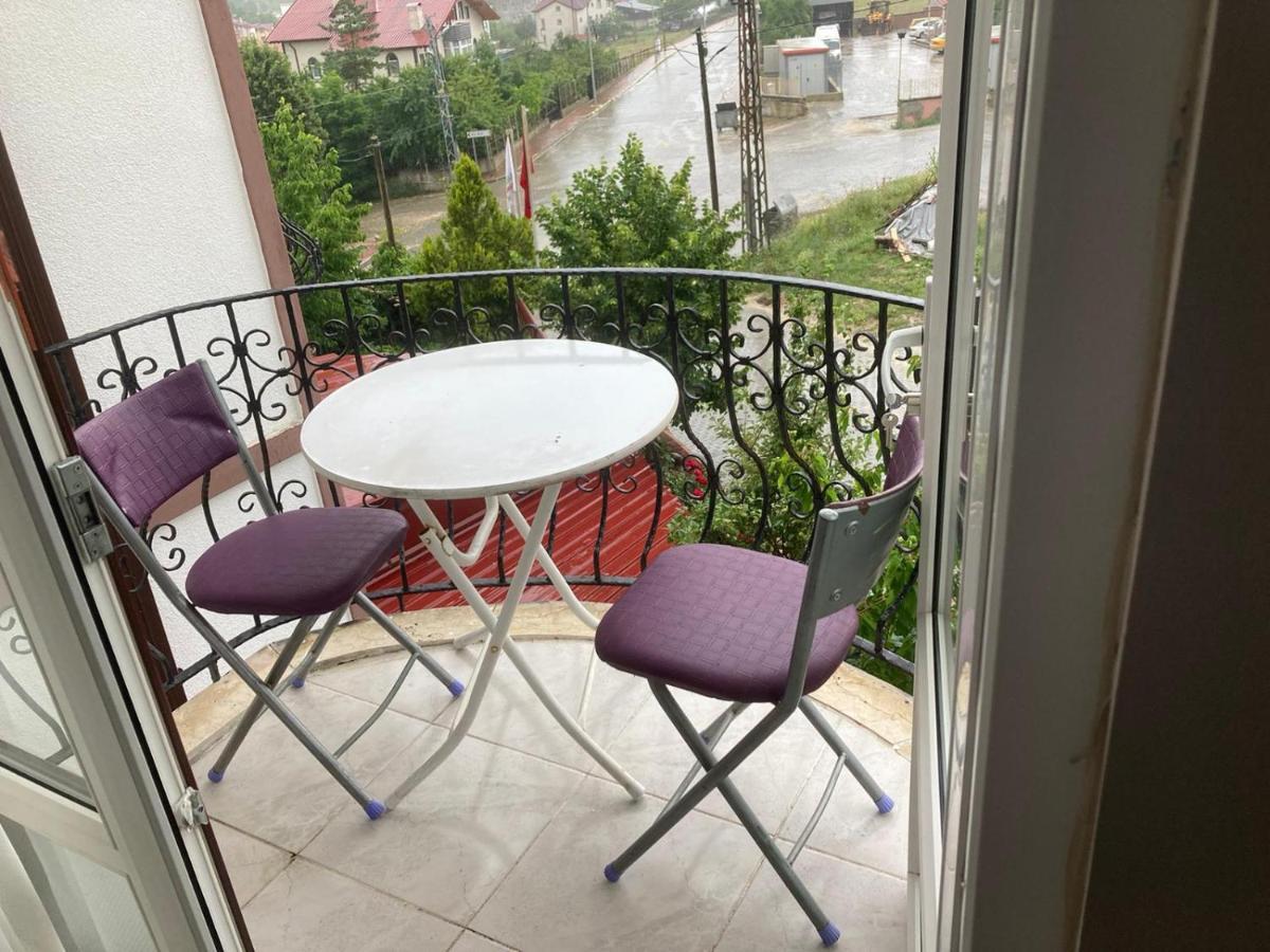 Sarimese Otel Demirci   Eksteriør billede